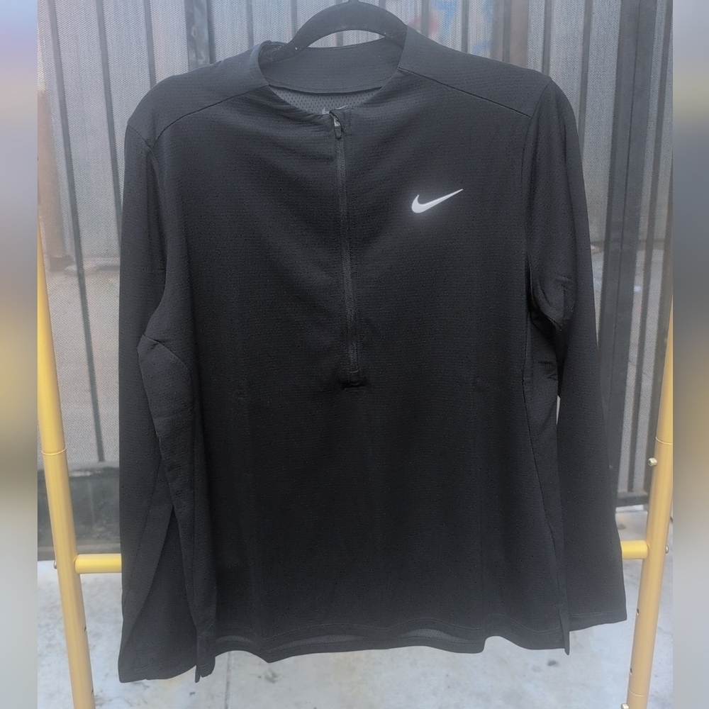 Nike Black Dri-FIT UV Advantage Women's Golf 1/2 Zip Top Size M